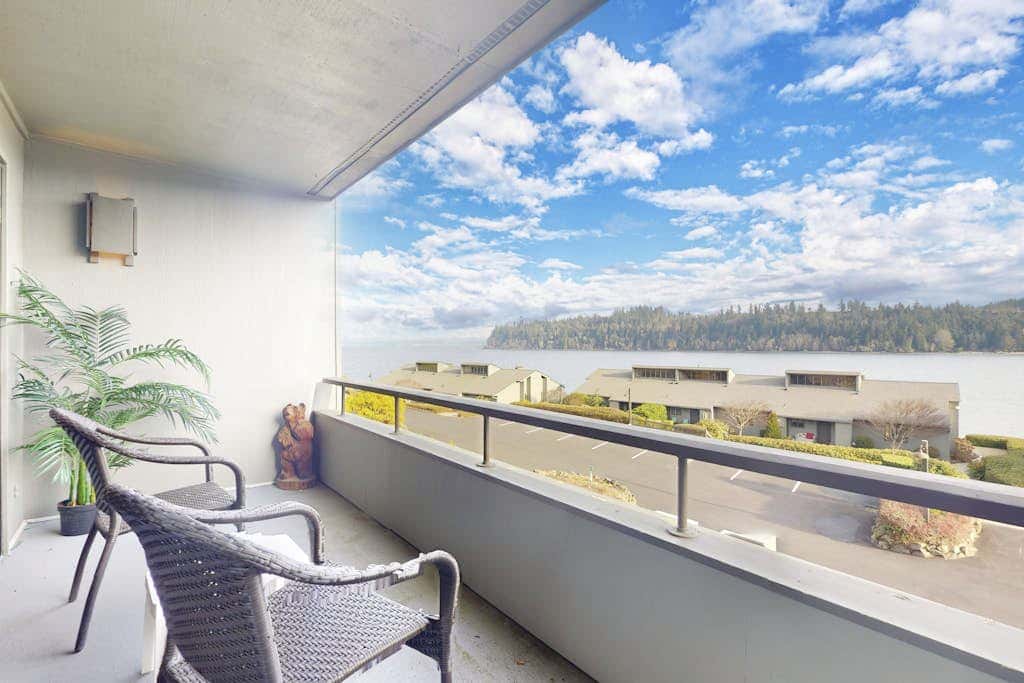 Bayfront Retreat A
