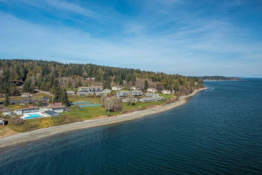 Bayfront Retreat A