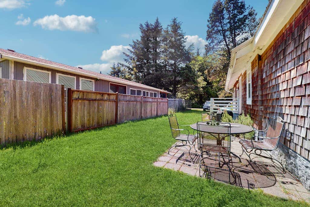 Ten Pines Cottage in Ocean Shores