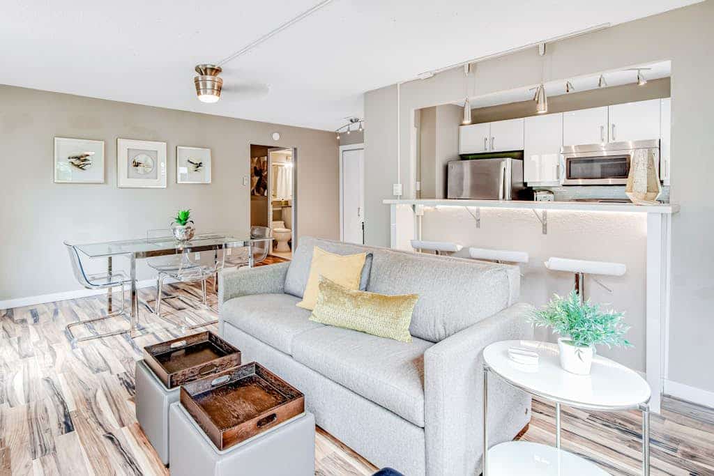 Charming Vintage Condo with Character in Heart of Seattle