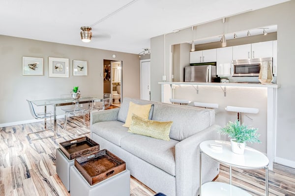 Charming Vintage Condo with Character in Heart of Seattle