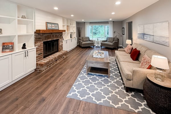 Serene 1-Acre Retreat with Gourmet Kitchen - Grill, Alfresco Dining & Firepit