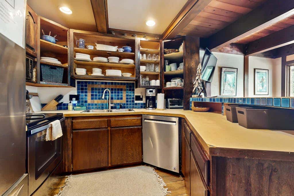 Hyak Duplex Cabin