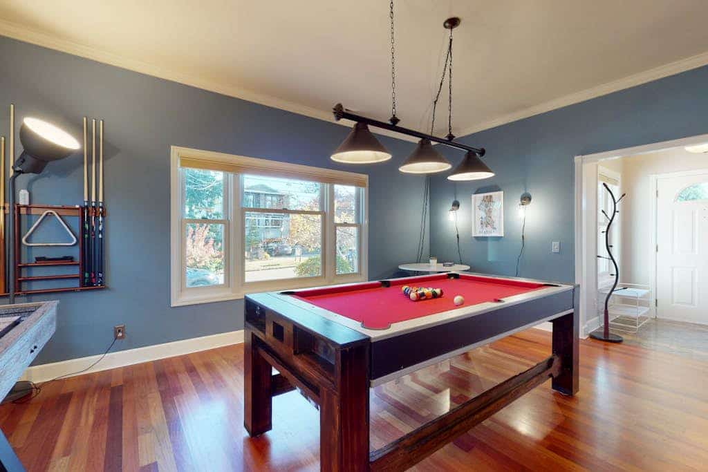 Elegant dog-friendly home near Seattle Aquarium with game room, fireplace & W/D