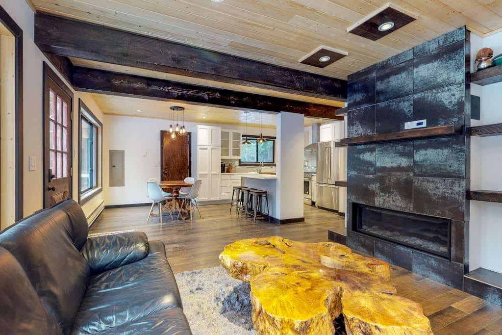 Stylish & Modern Cabin near Creek & Town with Fireplace & Shared Grill Area