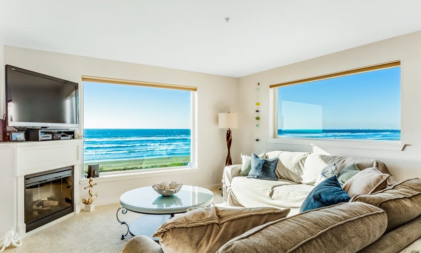 Dog-friendly oceanfront condo with beach access, fitness room, and amazing views
