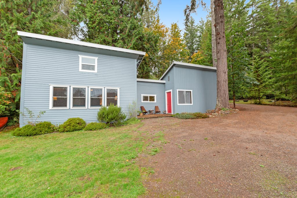 Seabeck Cottage on Hood Canal