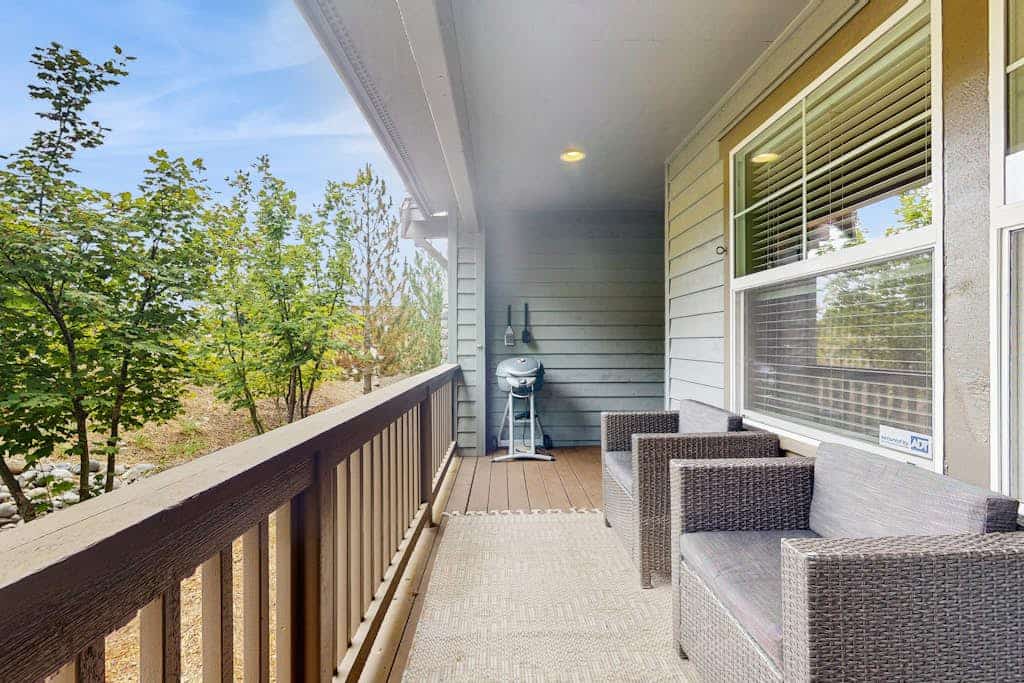 Experience the best of the Pacific Northwest at the Villages at Roslyn Ridge