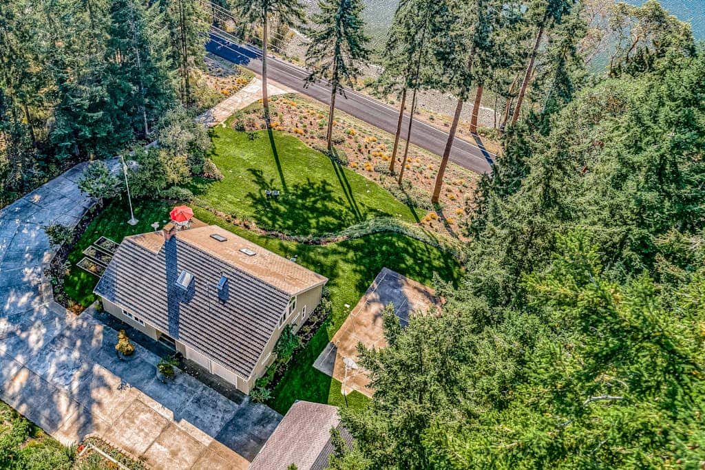 Shine Road Retreat