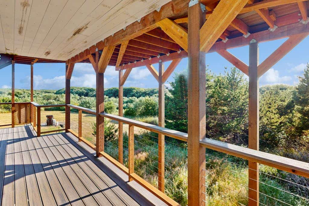 Family-friendly oceanview escape with spacious, wrap around deck and free Wifi