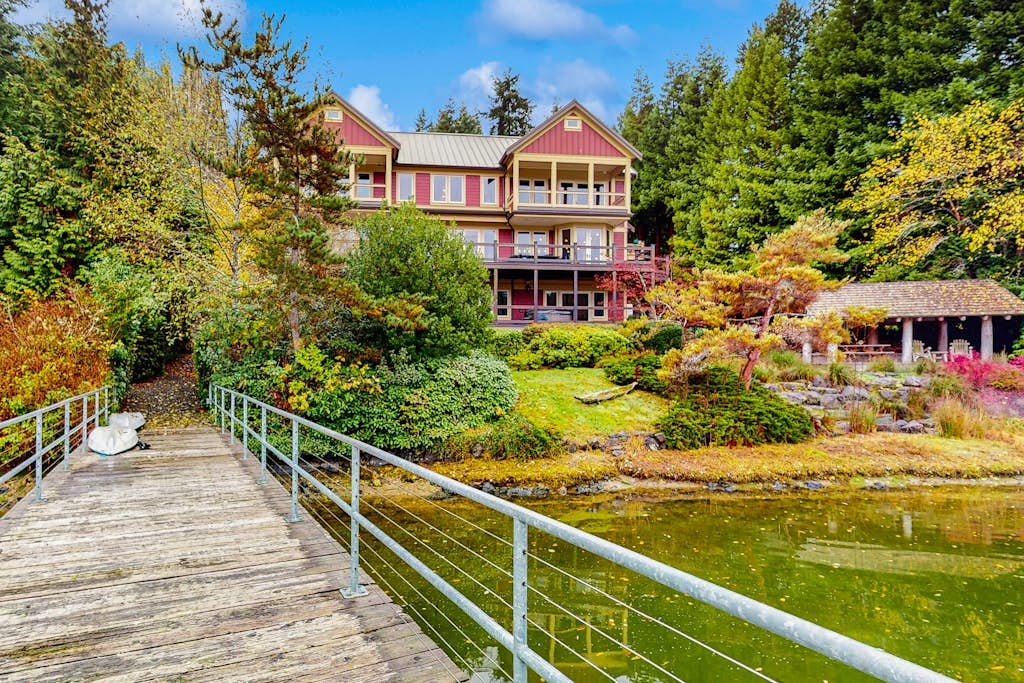 Hidden Cove Hideaway