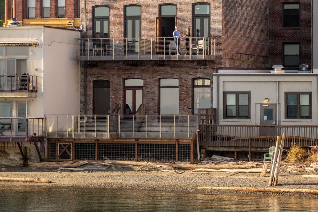 Historic Waterfront Hotel in downtown Port Townsend