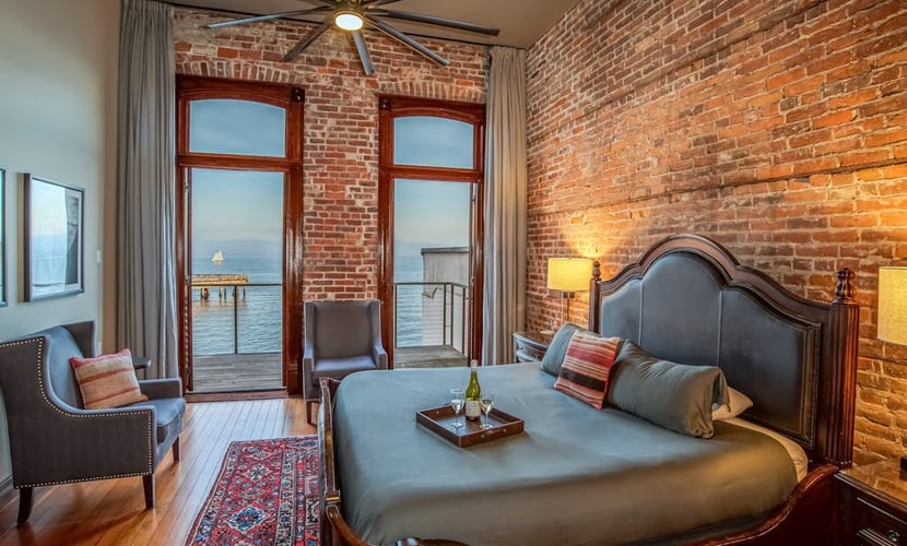 Historic Water View Room overlooking The Bay with private balcony