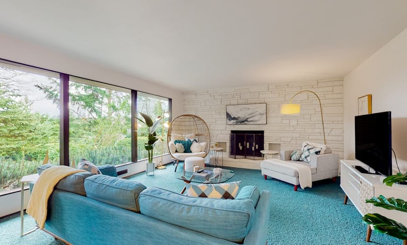 Dog-friendly retreat with gorgeous garden & setting - near the best of Seattle