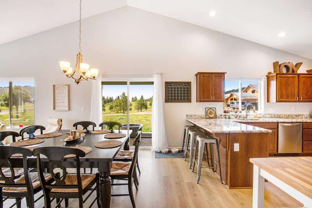 Lovely home with deck, Hidden Valley views, free WiFi, & private washer/dryer