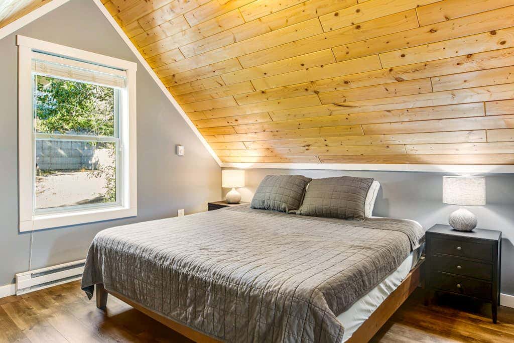 Snowdrop Summit Cabin