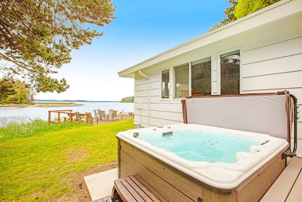 The Glen Cove Sand Spit & Guest Cottage