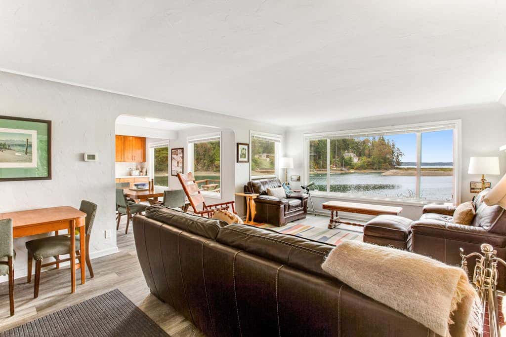 The Glen Cove Sand Spit & Guest Cottage