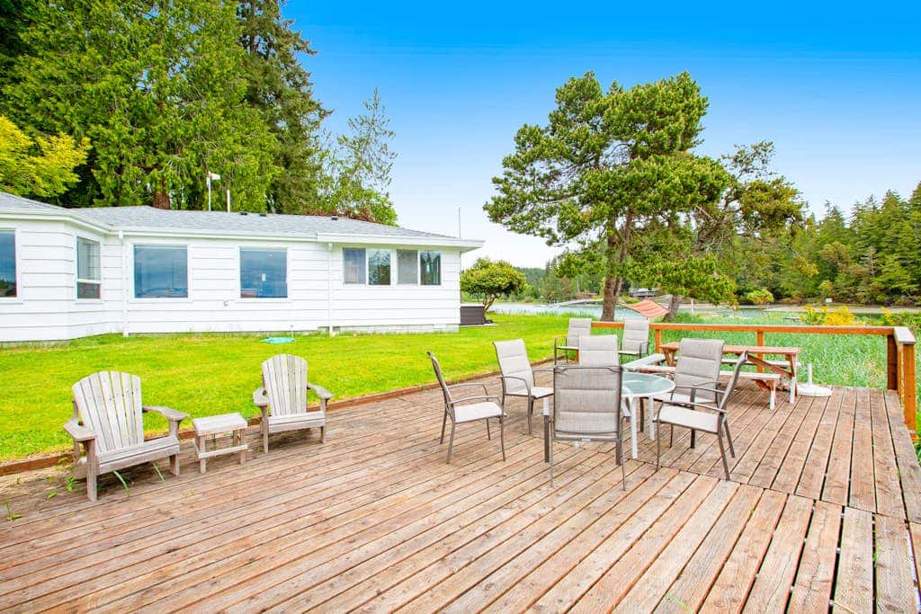 The Glen Cove Sand Spit & Guest Cottage