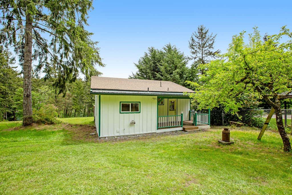 The Glen Cove Sand Spit & Guest Cottage