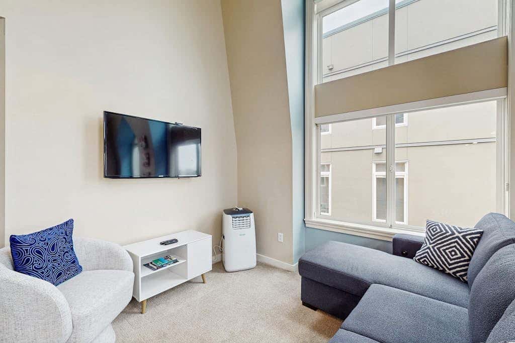 Belltown Court Sunset Penthouse