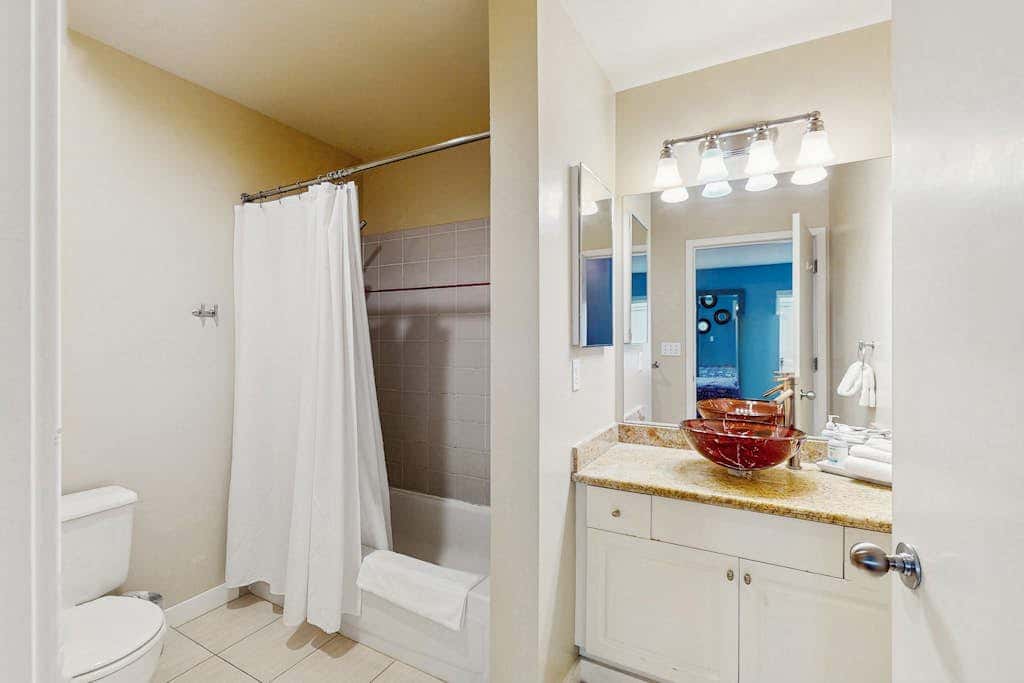 Belltown Court Sunset Penthouse