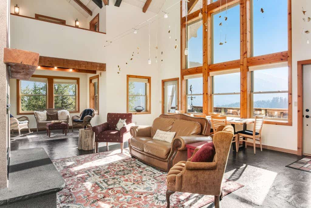Ski-in/ski-out home with mountain-view balcony, multiple living areas, & W/D