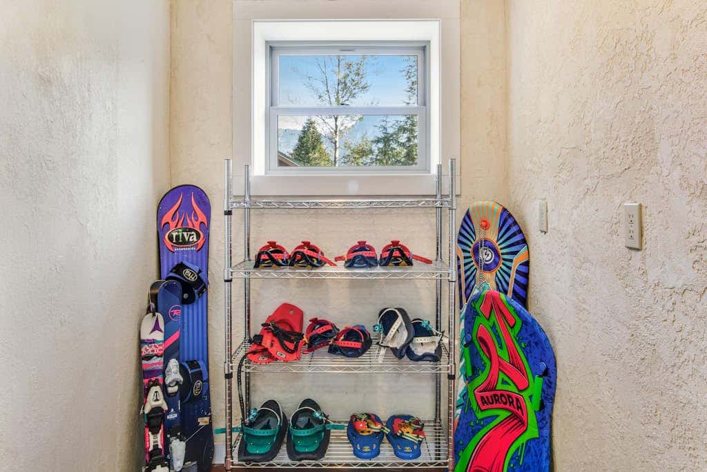 The Skis Knees