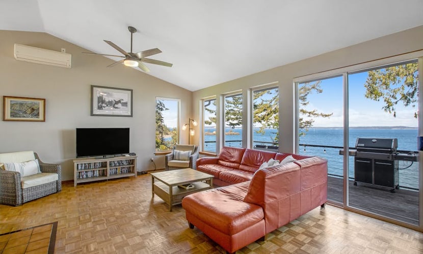 Impeccable views of the Sound complete with hot tub & pool table