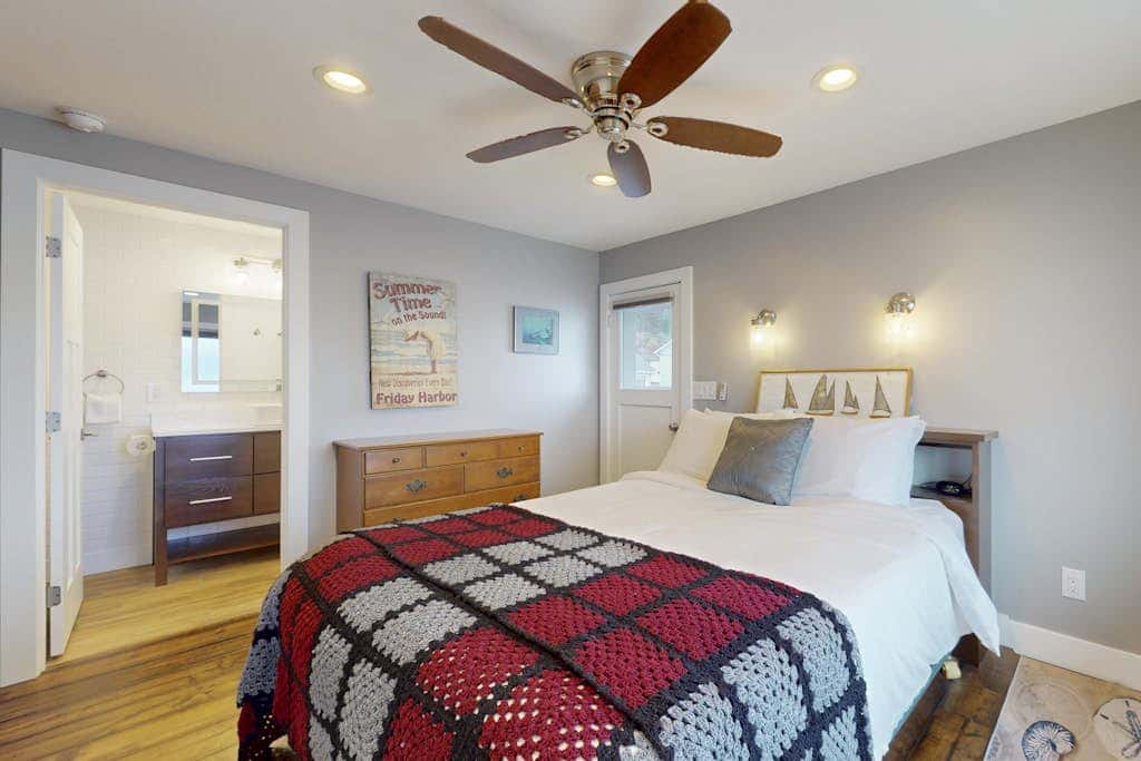 Tyee Shoreline Retreat A