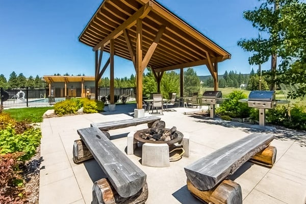 Elegant, dog-friendly retreat w/ shared pool & fireplace - near trails