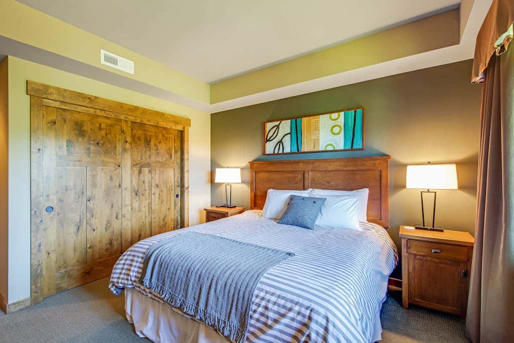 Trailhead Lodge #302