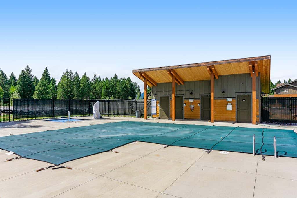 Trailhead Lodge #302