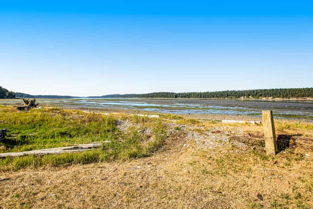 Waterfront Marrrowstone Island Retreat, Beach Access, Stunning Views