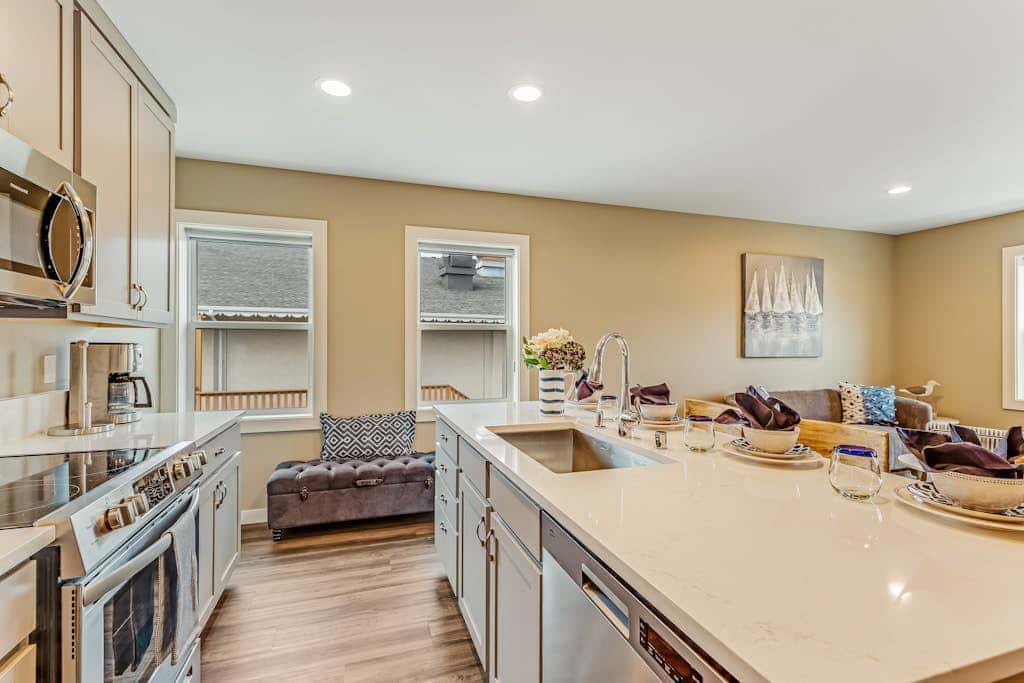 Liberty Bay Loft & Front Street Suite