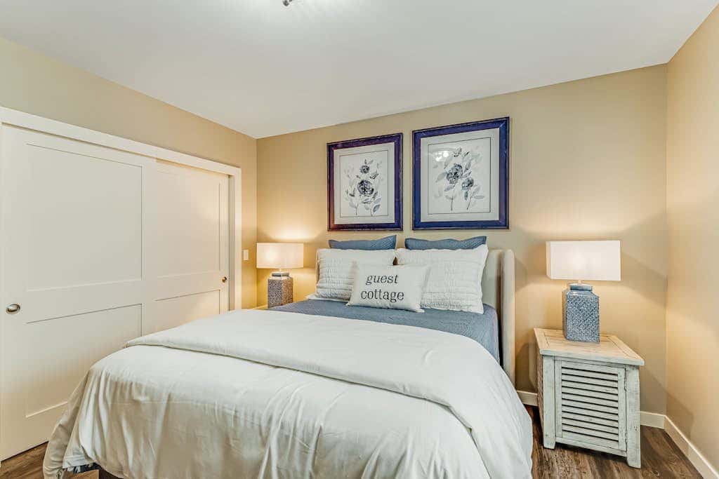 Liberty Bay Loft & Front Street Suite