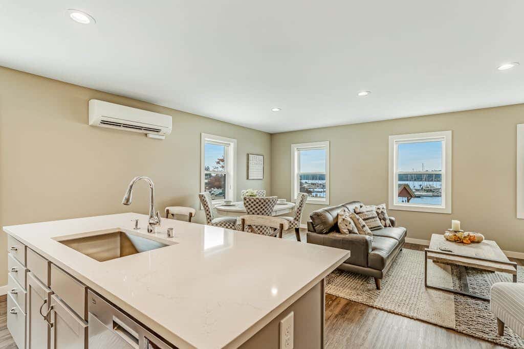 Liberty Bay Loft & Front Street Suite