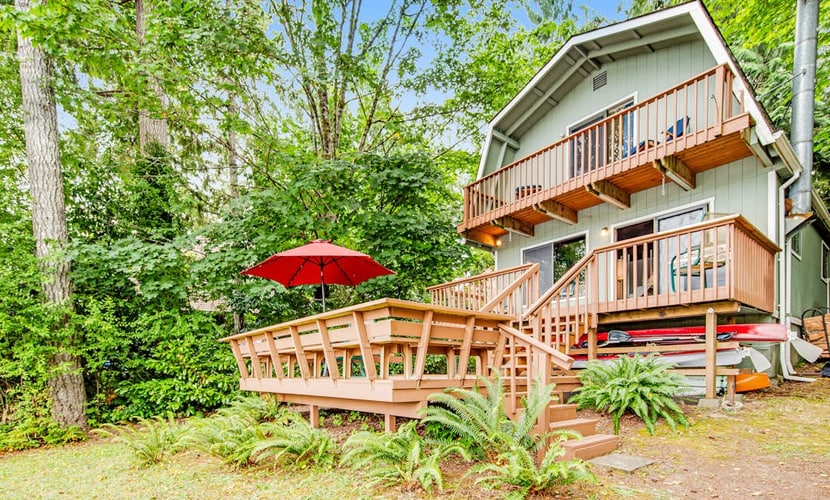 Soundfront Home w/ 3 Decks, Kayaks, Shared Dock & Water Views - 2 Dogs OK