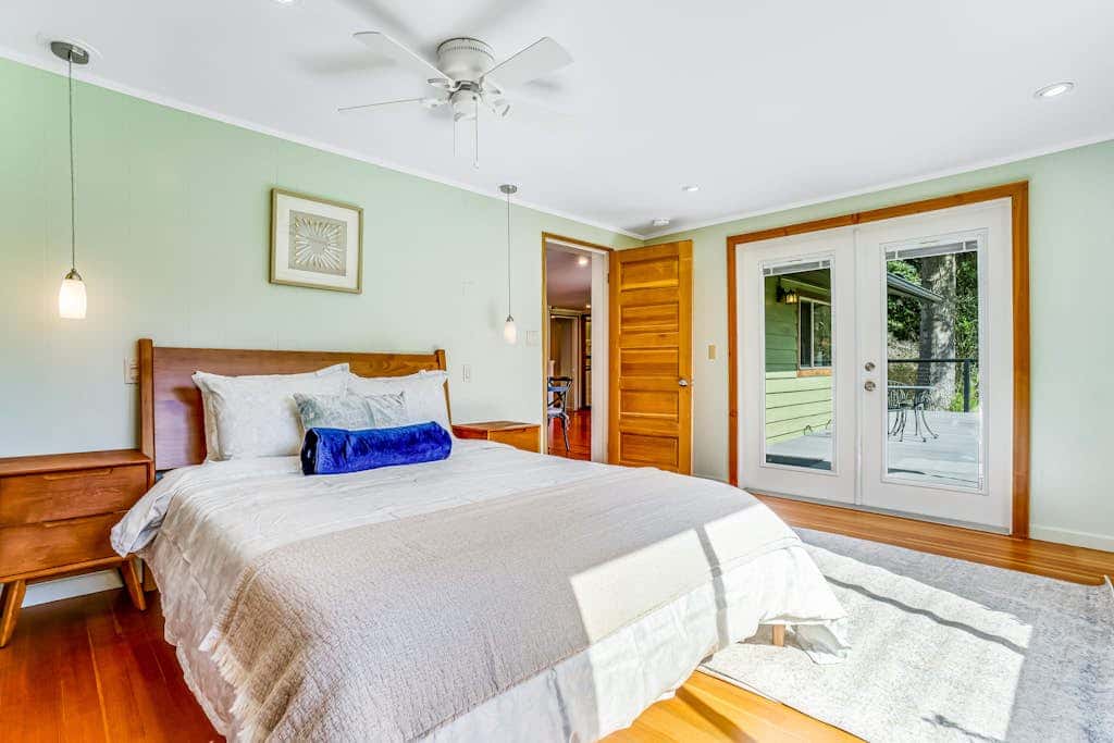 Innkeeper's Lodge at Mount Walker Inn