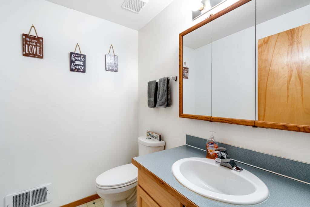 Lake Sutherland Ski Condo