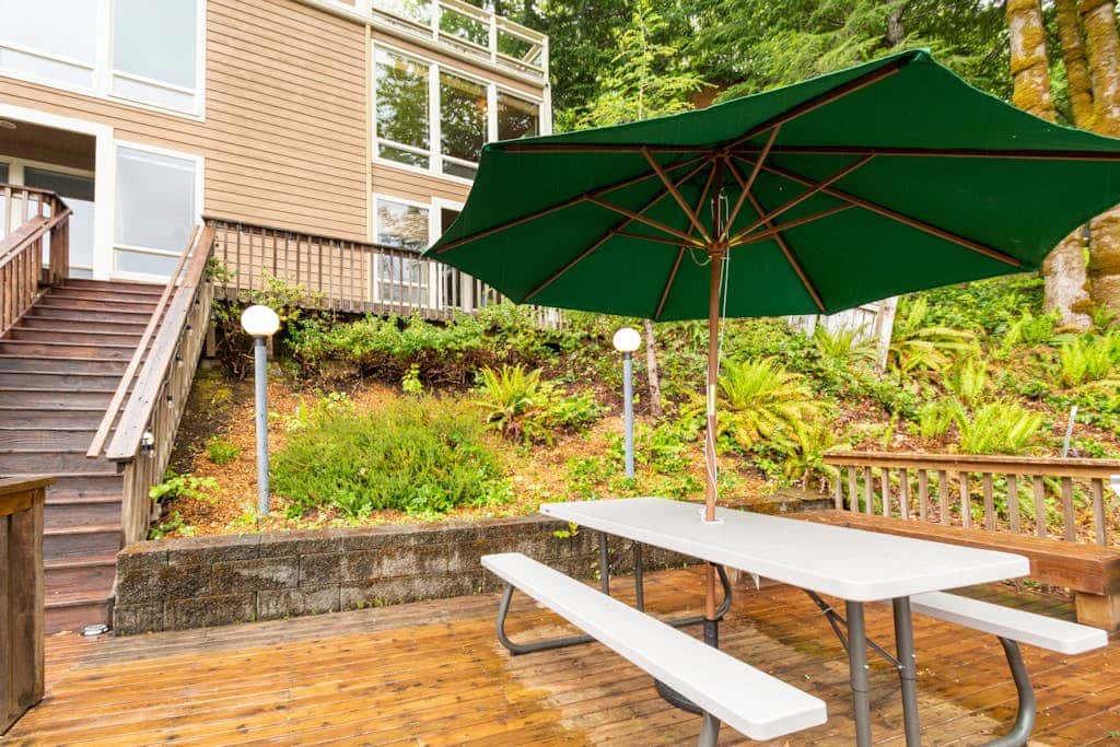 Lake Sutherland Ski Condo
