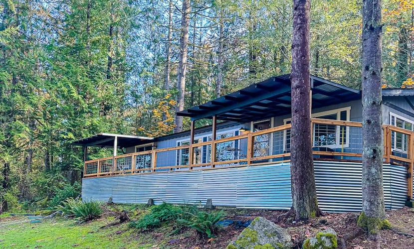 Charming modern farmhouse with water views, fire pit