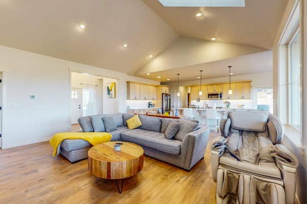 Modern home with fireplace, private patio, remote workspace, & golf nearby