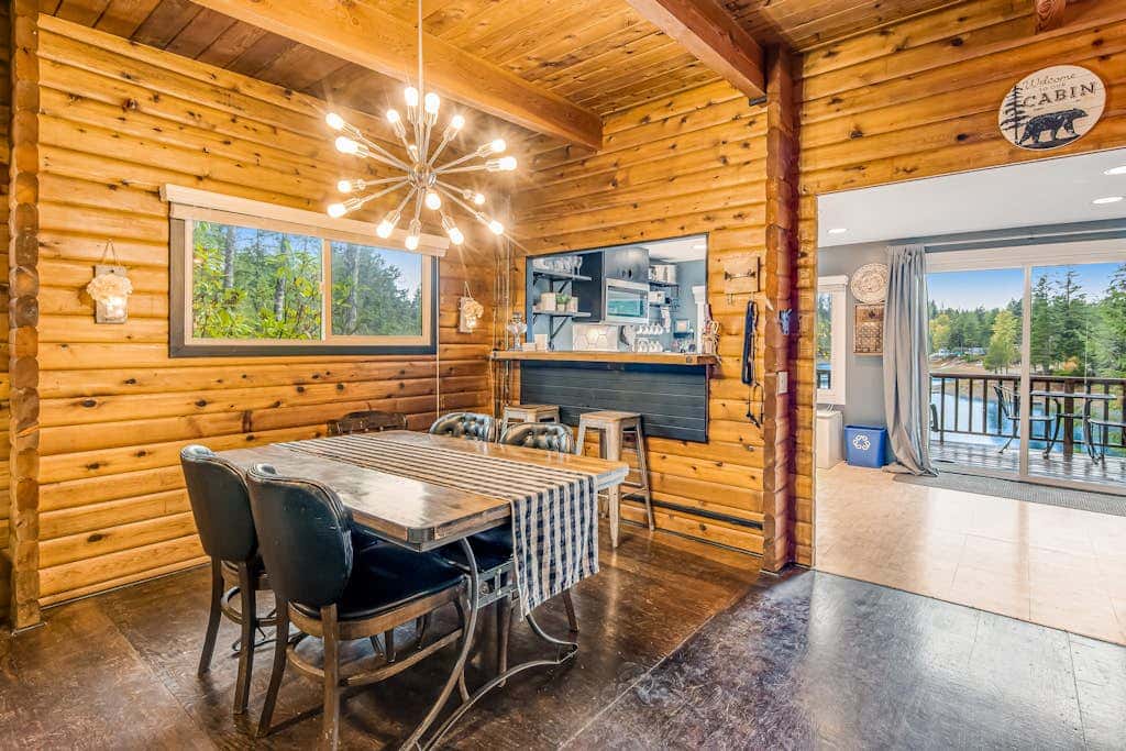 Tahuya Lake House