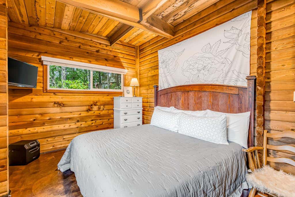 Tahuya Lake House
