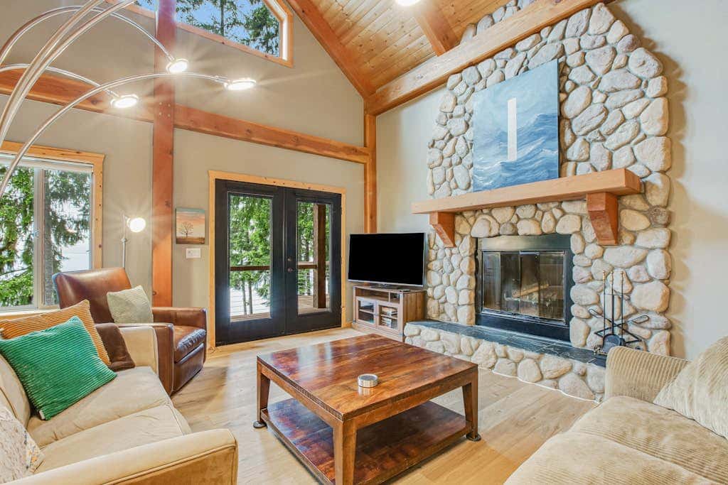 Woodstone Cabin