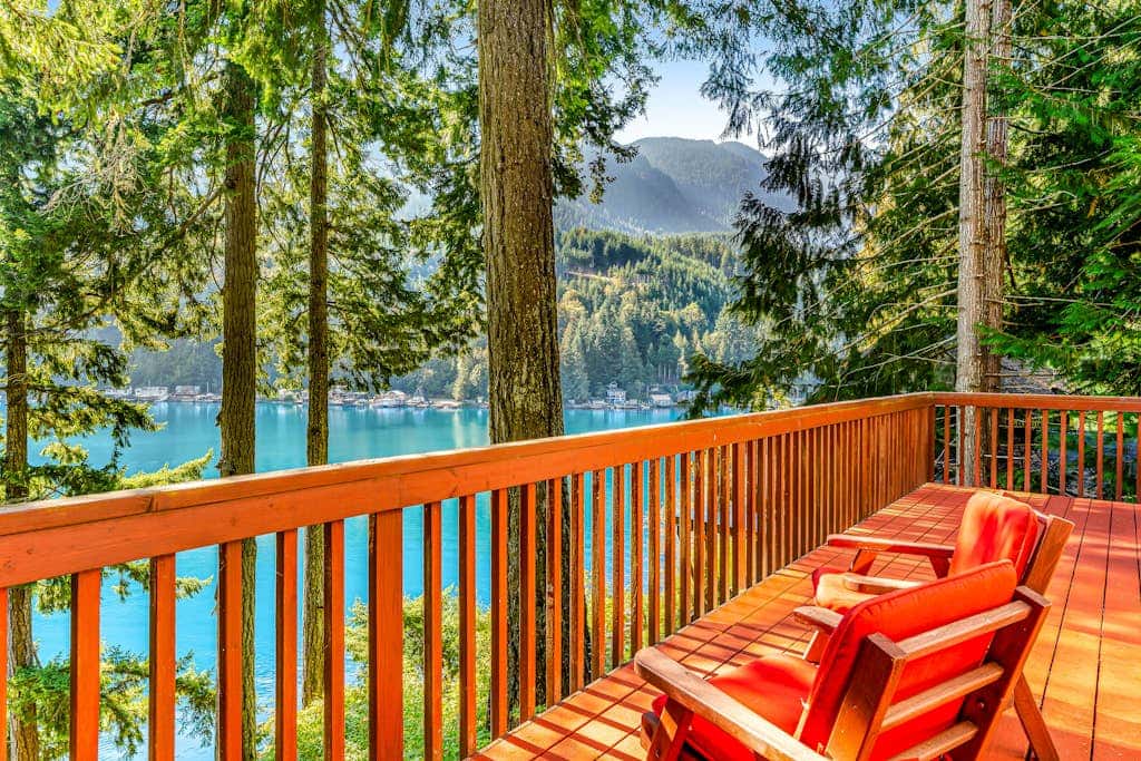 Eagle's Nest on Lake Sutherland