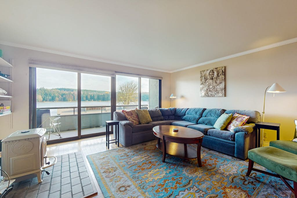 Bayfront Retreat B