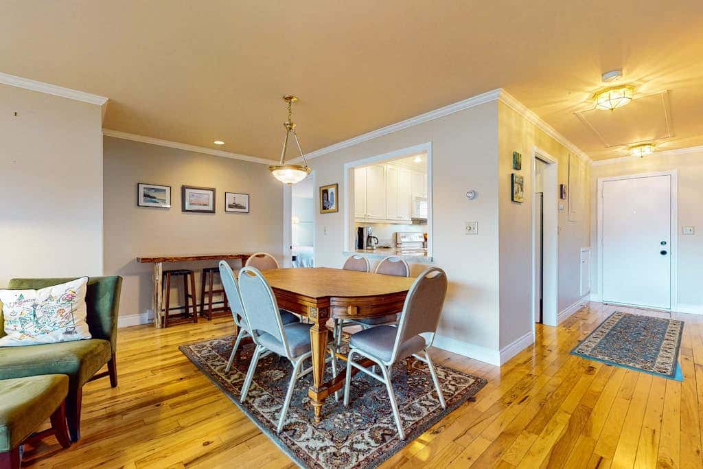 Bayfront Retreat B