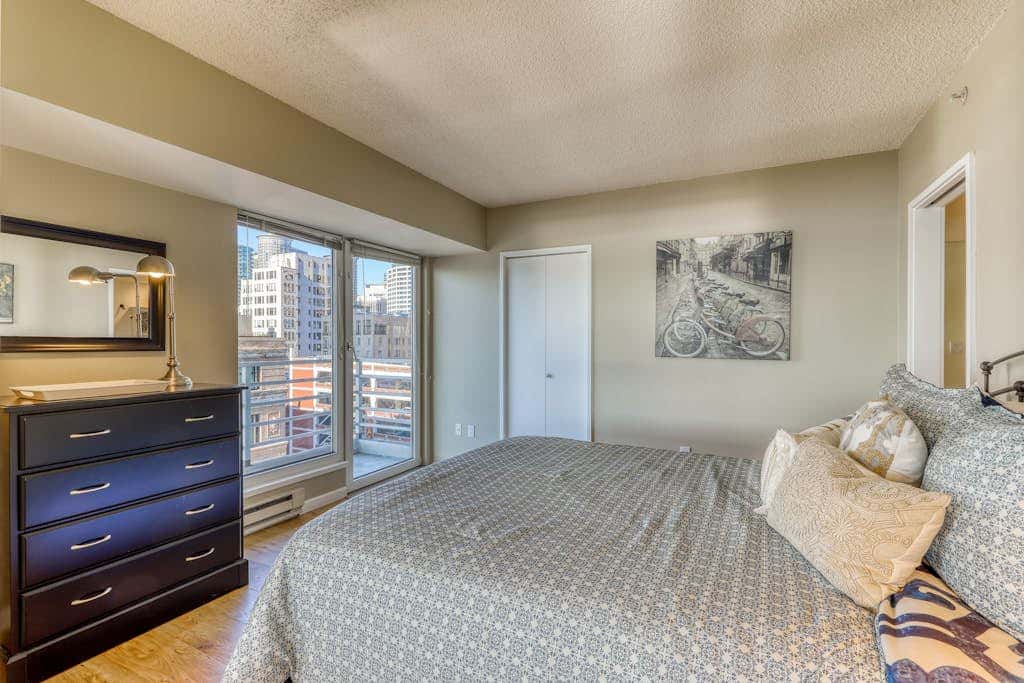 Newmark Tower Soundview Suite